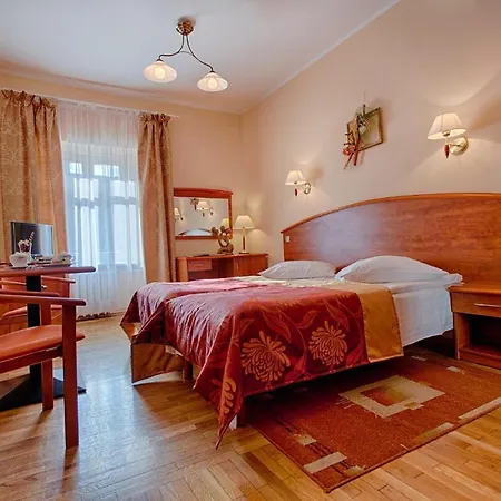 Restauracja Caspar Szálloda 3*