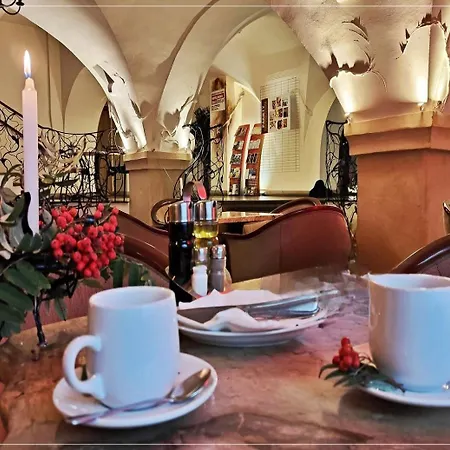 Restauracja Caspar Отель